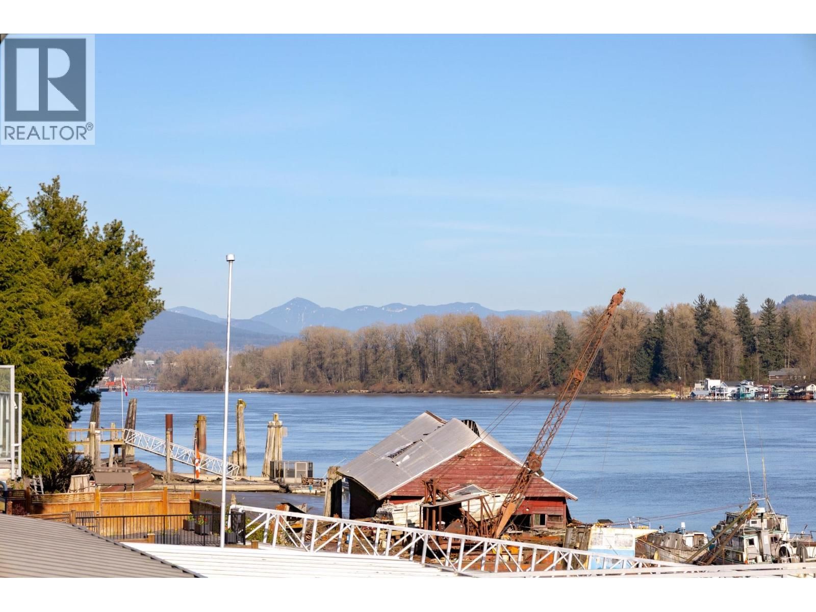 20346 WHARF STREET Image 27