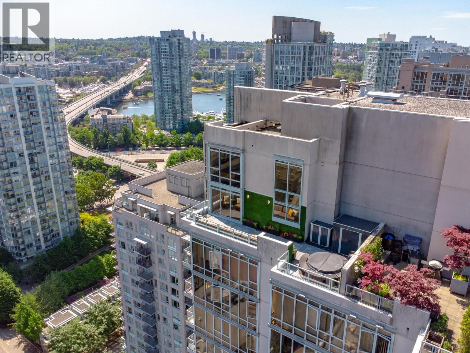 PH1 - 930 CAMBIE STREET Image 39