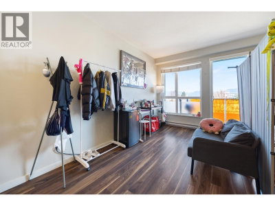 5388 GRIMMER Street | Burnaby British Columbia | Slide Image Thirteen