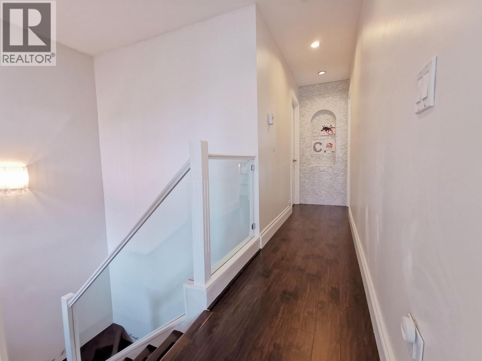 103 - 3880 WESTMINSTER HIGHWAY Image 17