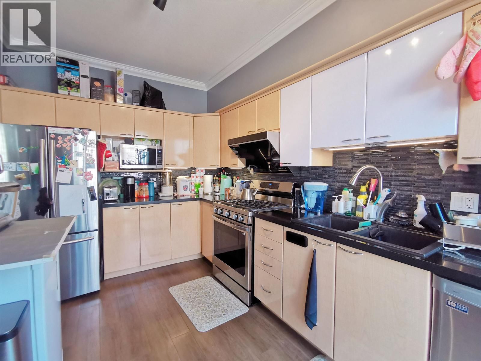 103 - 3880 WESTMINSTER HIGHWAY Image 6