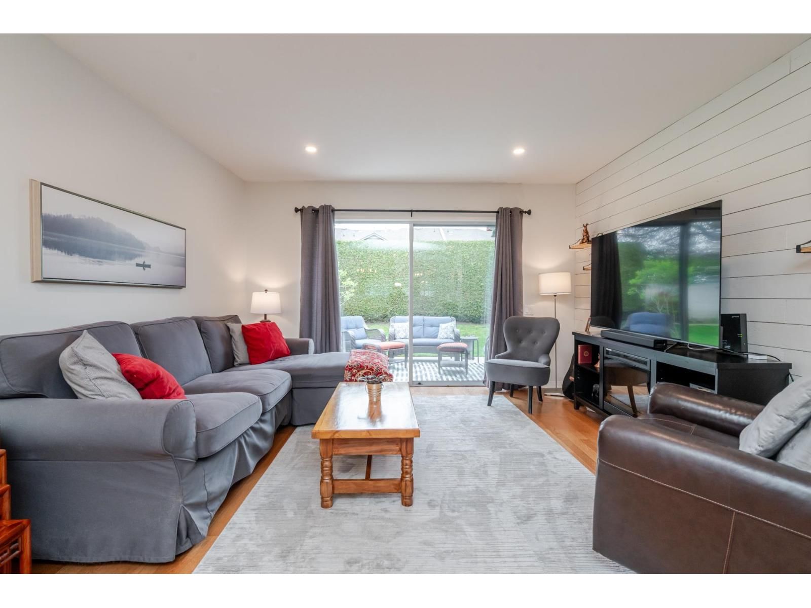 3 - 31406 UPPER MACLURE ROAD Image 2