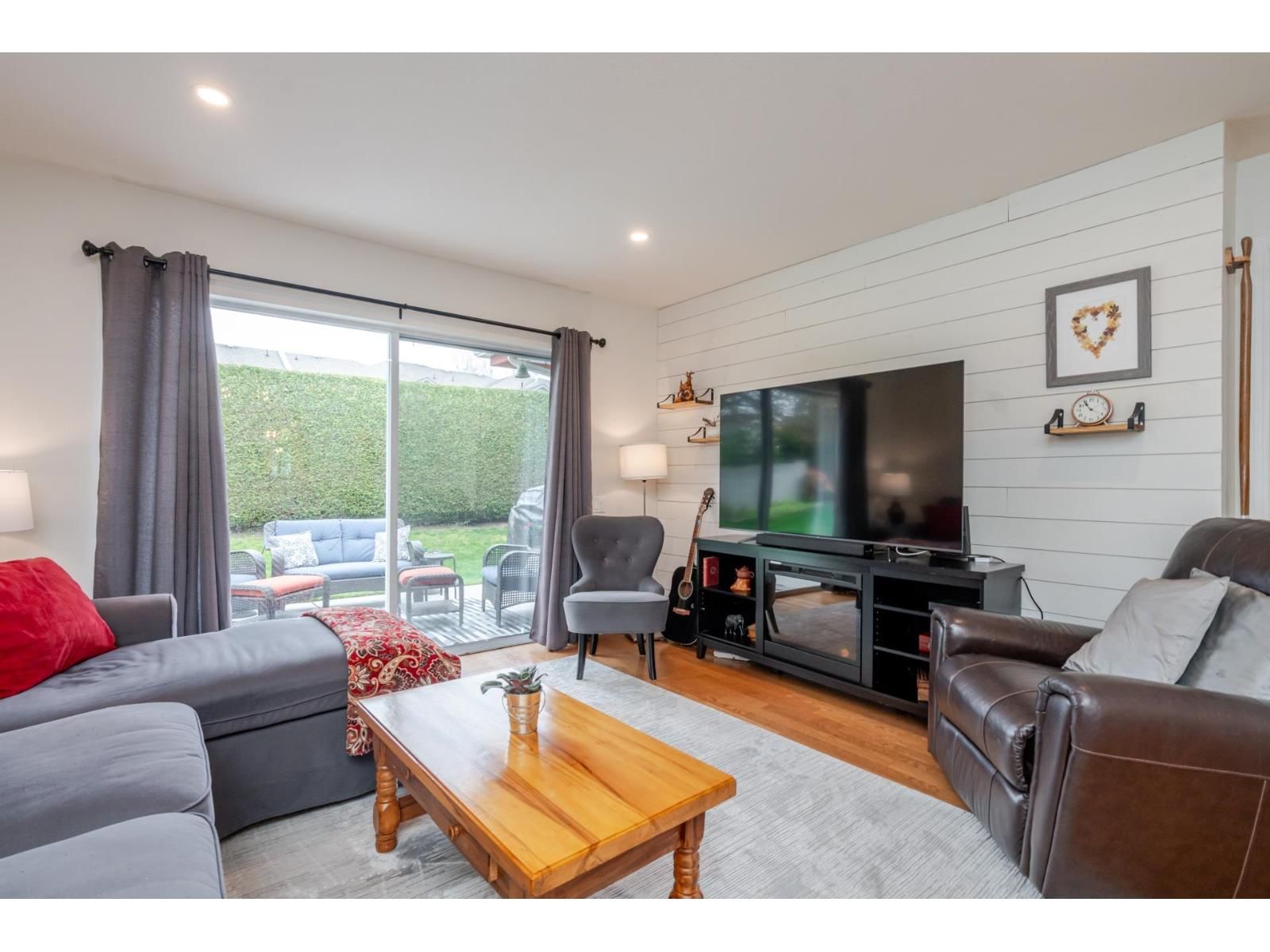 3 - 31406 UPPER MACLURE ROAD Image 3