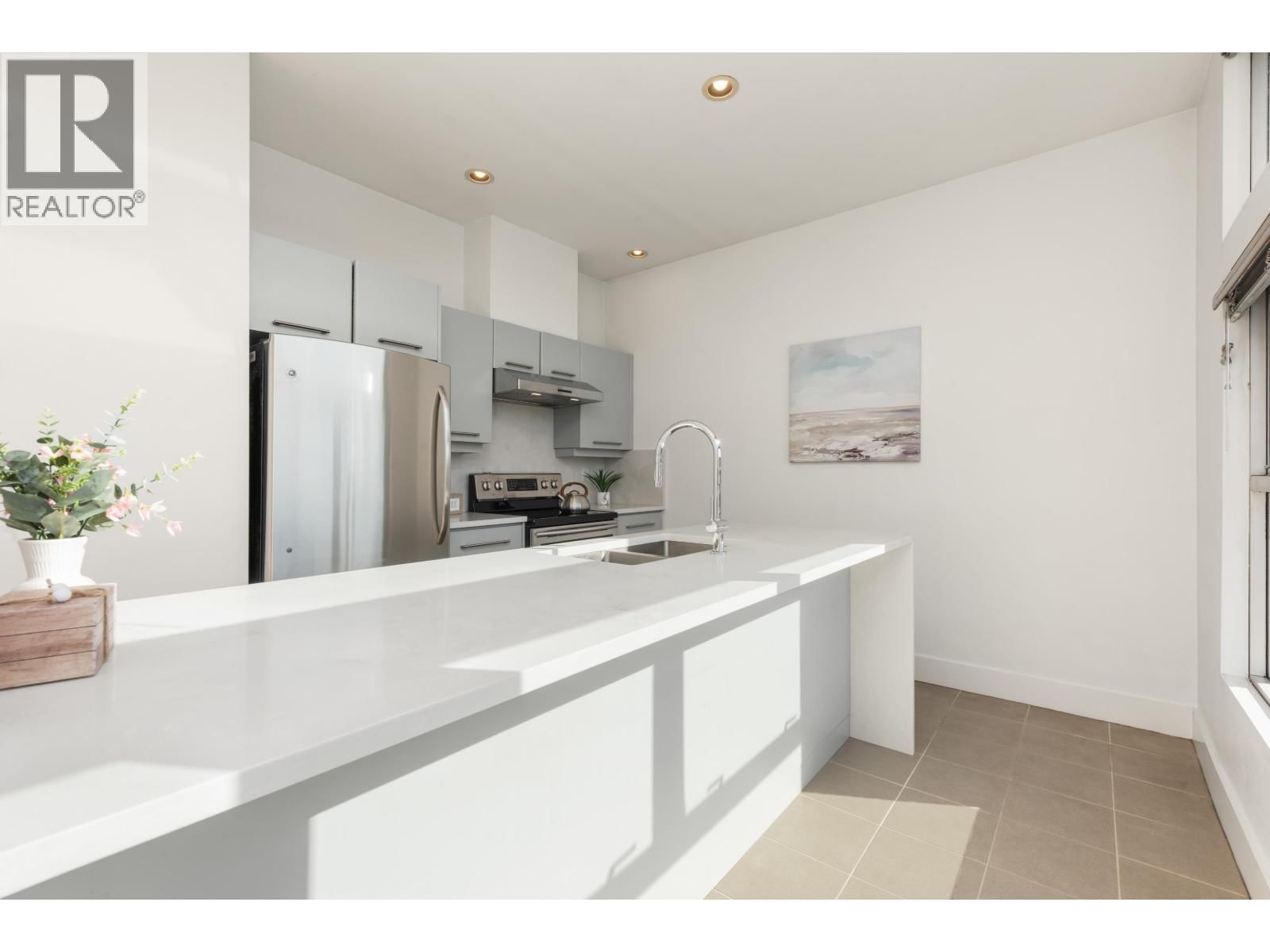 PH2 - 2088 11TH AVENUE Image 11