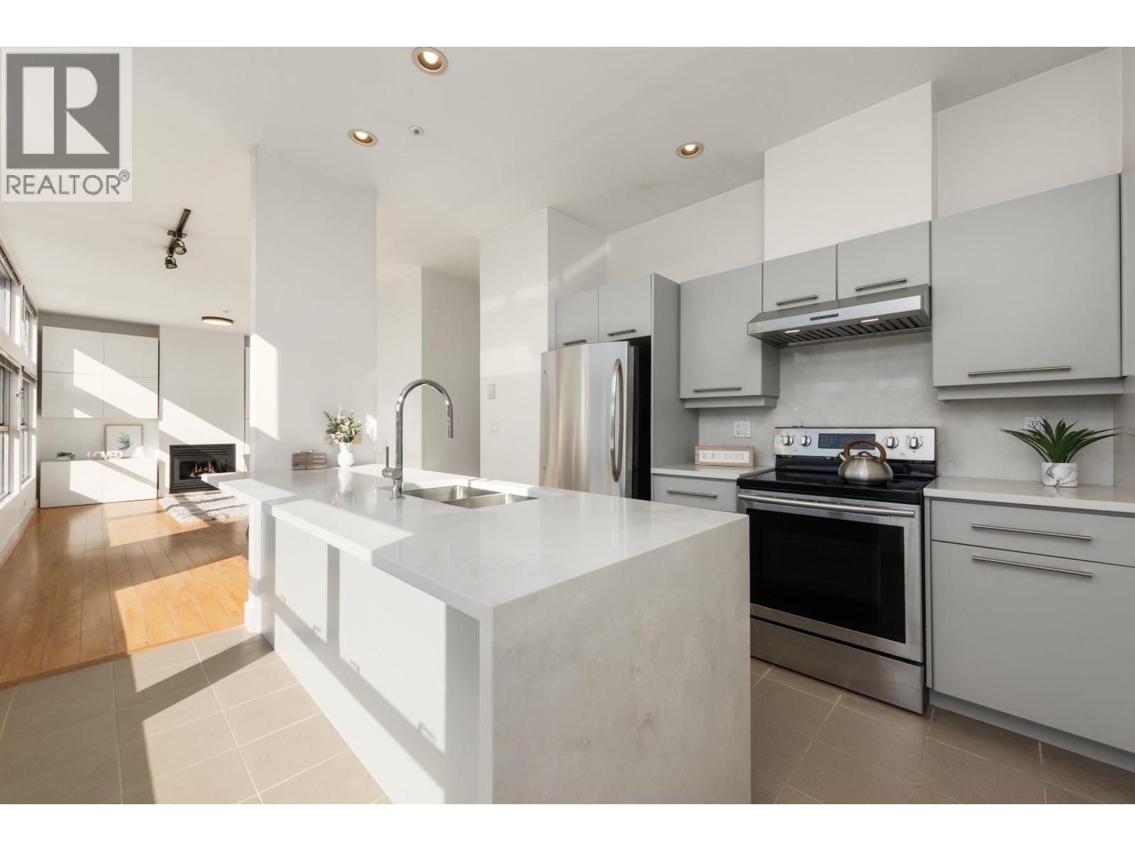 PH2 - 2088 11TH AVENUE Image 13