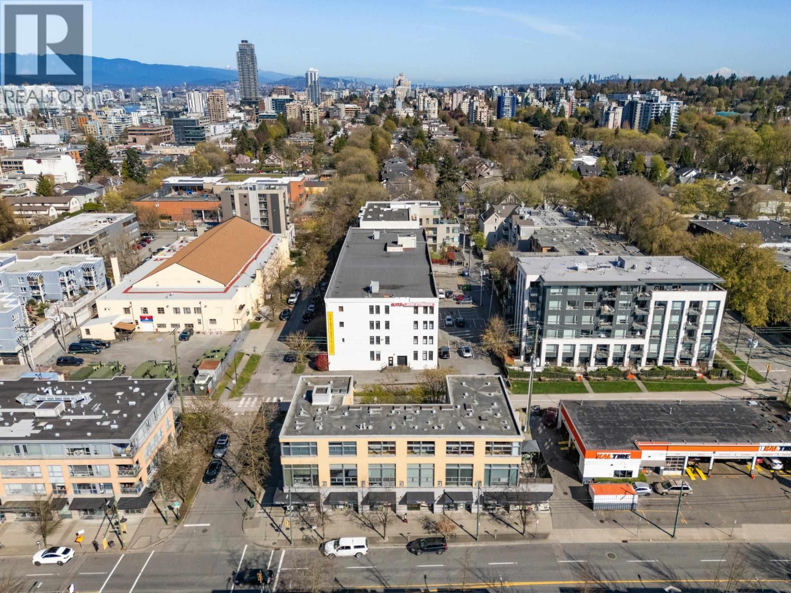 PH2 - 2088 11TH AVENUE Image 26