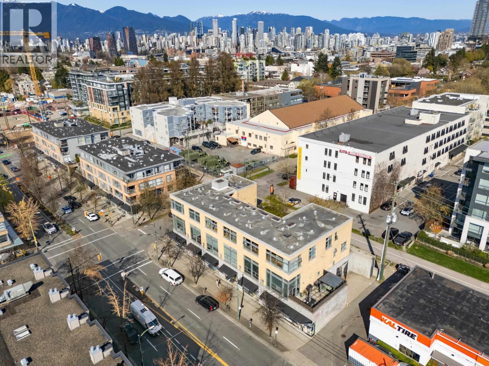 PH2 - 2088 11TH AVENUE Image 27