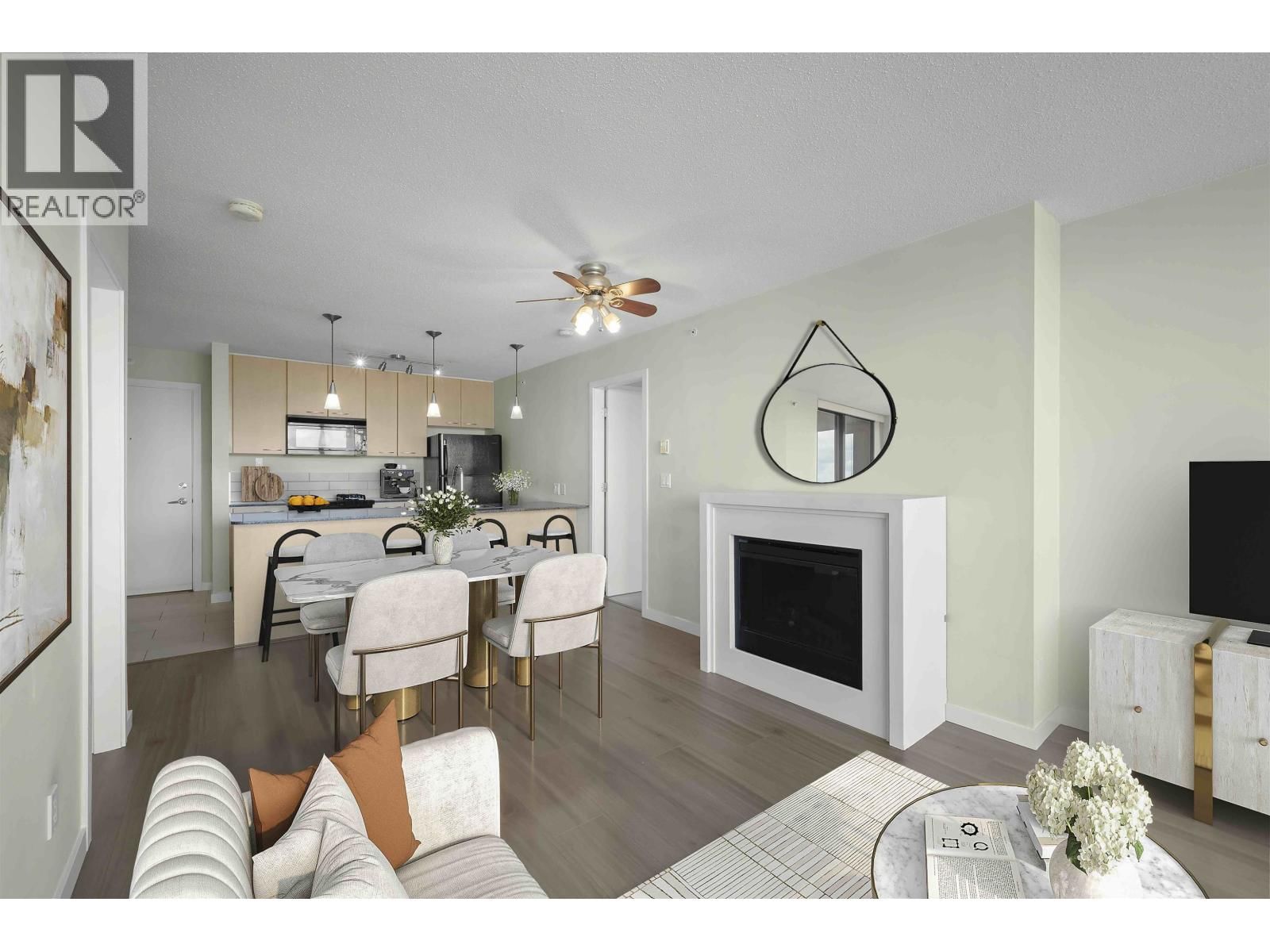 1605 - 7178 COLLIER STREET Image 5