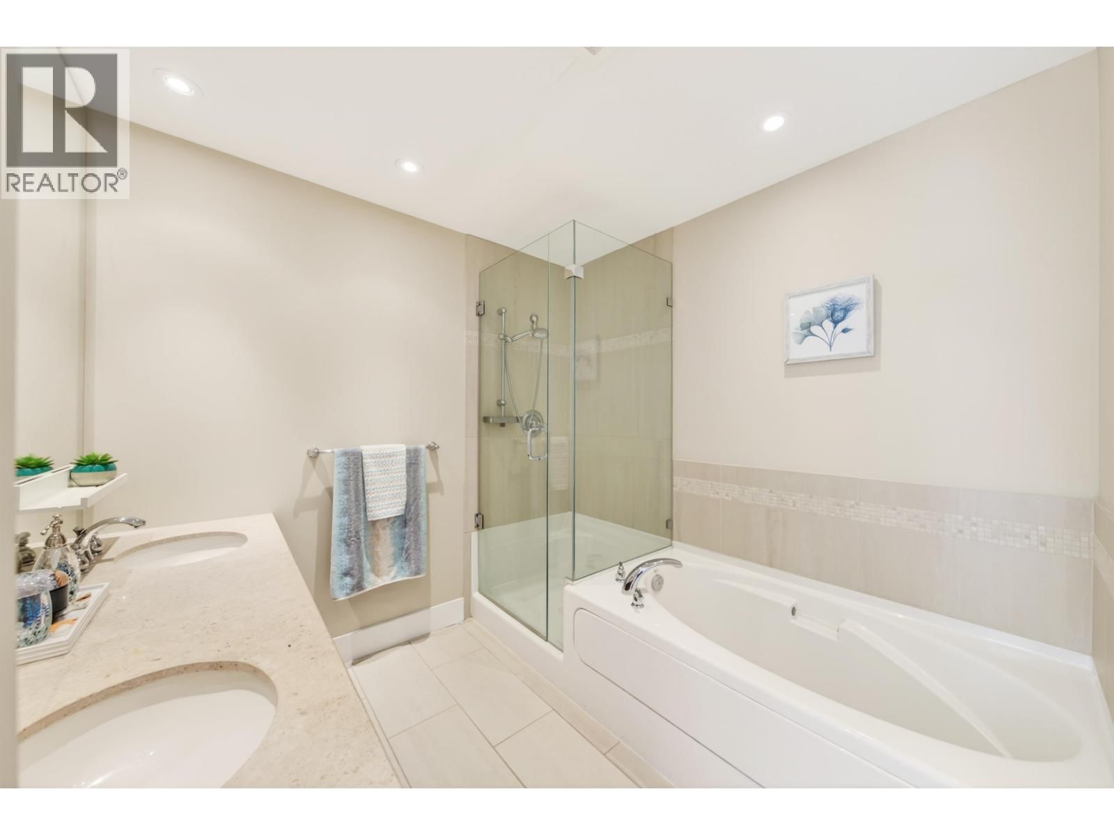 613 - 4685 VALLEY DRIVE Image 11