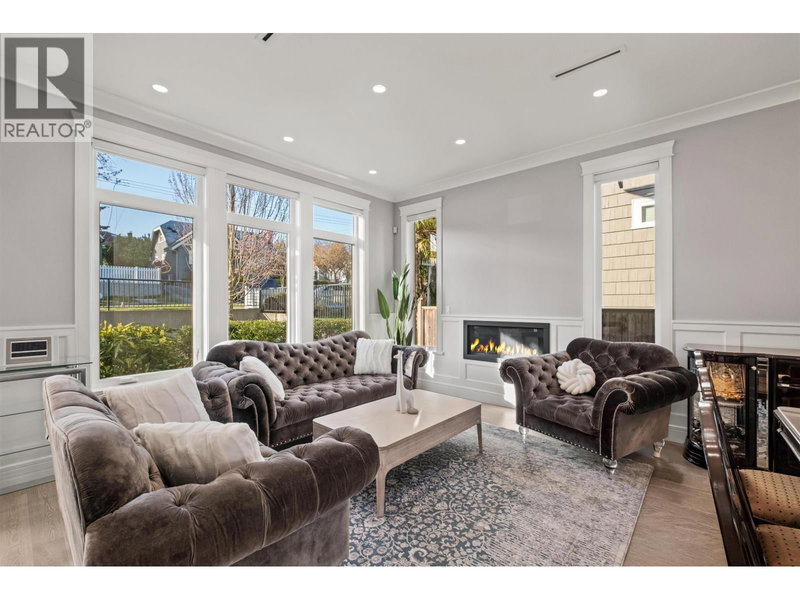 1604 HAMILTON Street, New Westminster, V3M2N8 | Image 2