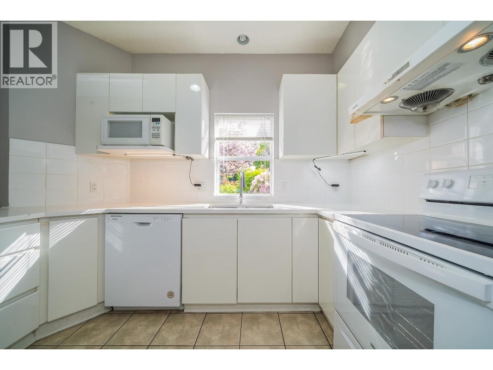 4 - 9980 GREENLEES ROAD Image 7