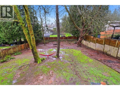 8285 BURNLAKE Drive | Burnaby British Columbia | Slide Image Twenty-three