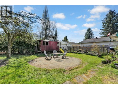 11963 221 Street | Maple Ridge British Columbia | Slide Image Five