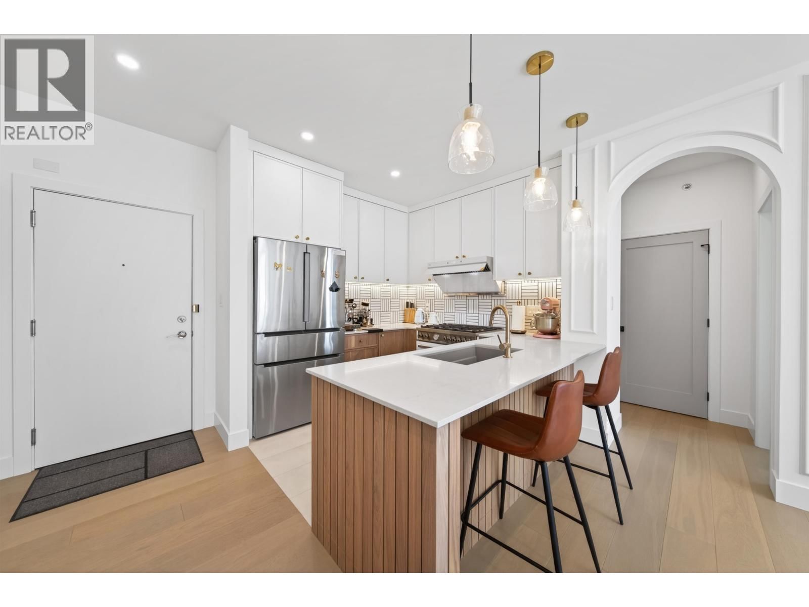 428 - 9399 TOMICKI AVENUE Image 10