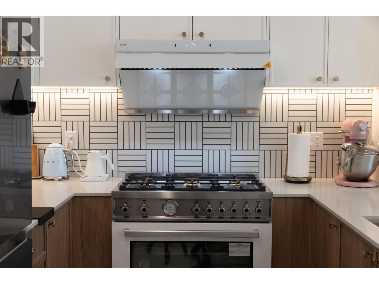 428 - 9399 TOMICKI AVENUE Image 31