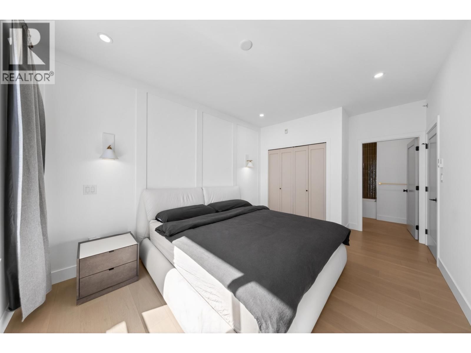 428 - 9399 TOMICKI AVENUE Image 4