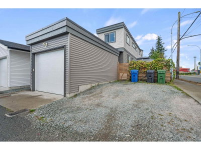 34609 2 Avenue | Abbotsford British Columbia | Slide Image Thirty-three