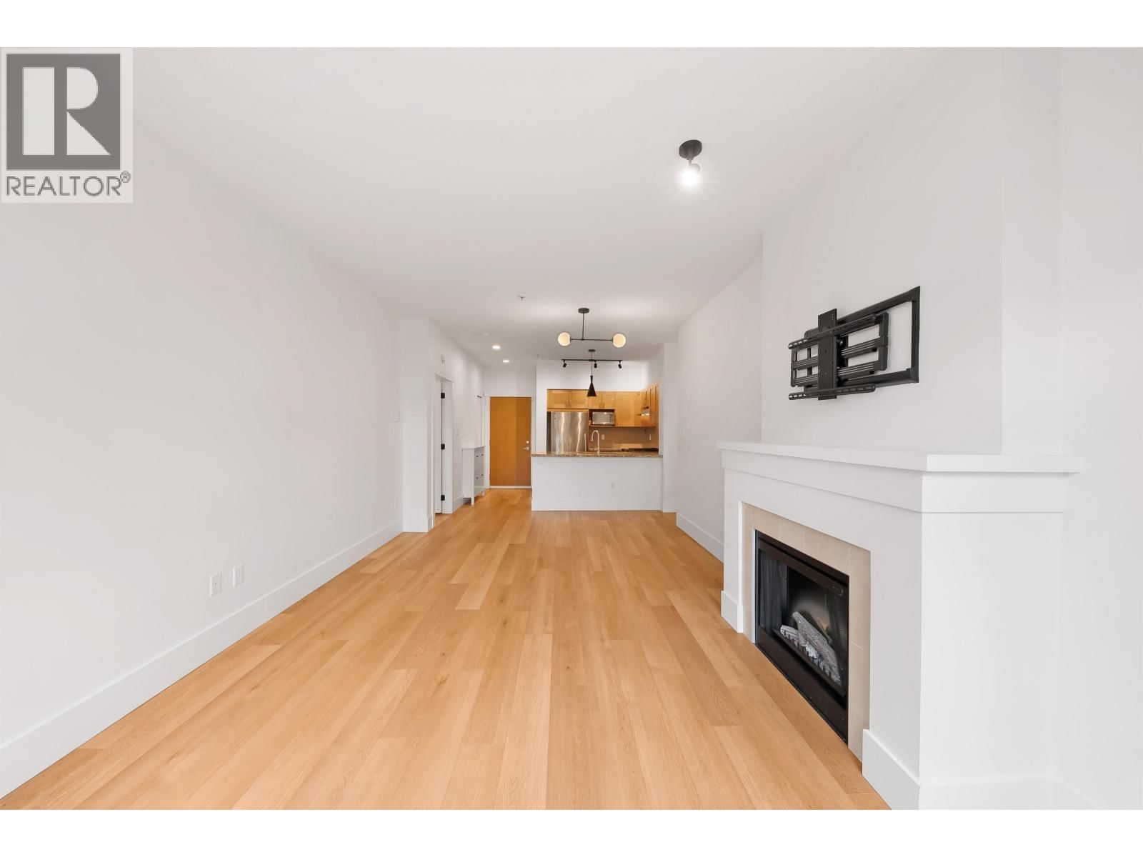 103 - 1111 27TH STREET Image 11