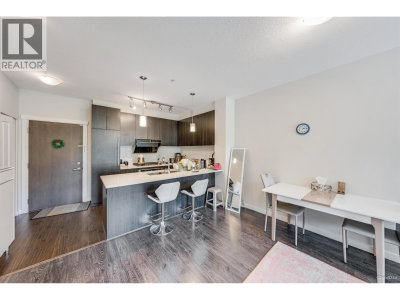 9366 TOMICKI Avenue | Richmond British Columbia | Slide Image Eight