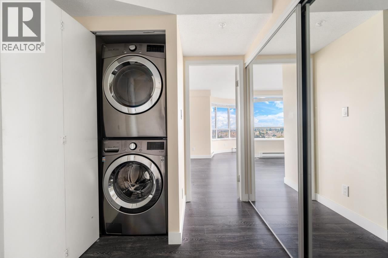 1402 - 7760 GRANVILLE AVENUE Image 15