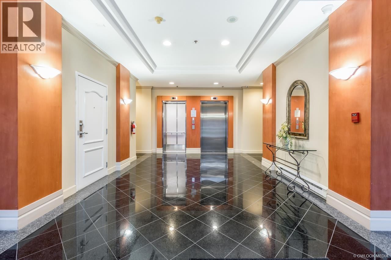 1402 - 7760 GRANVILLE AVENUE Image 31