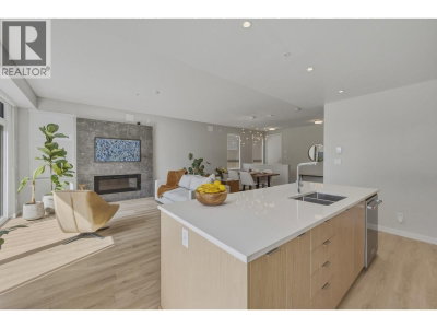 41203 HIGHLINE Place | Squamish British Columbia | Slide Image Fifteen