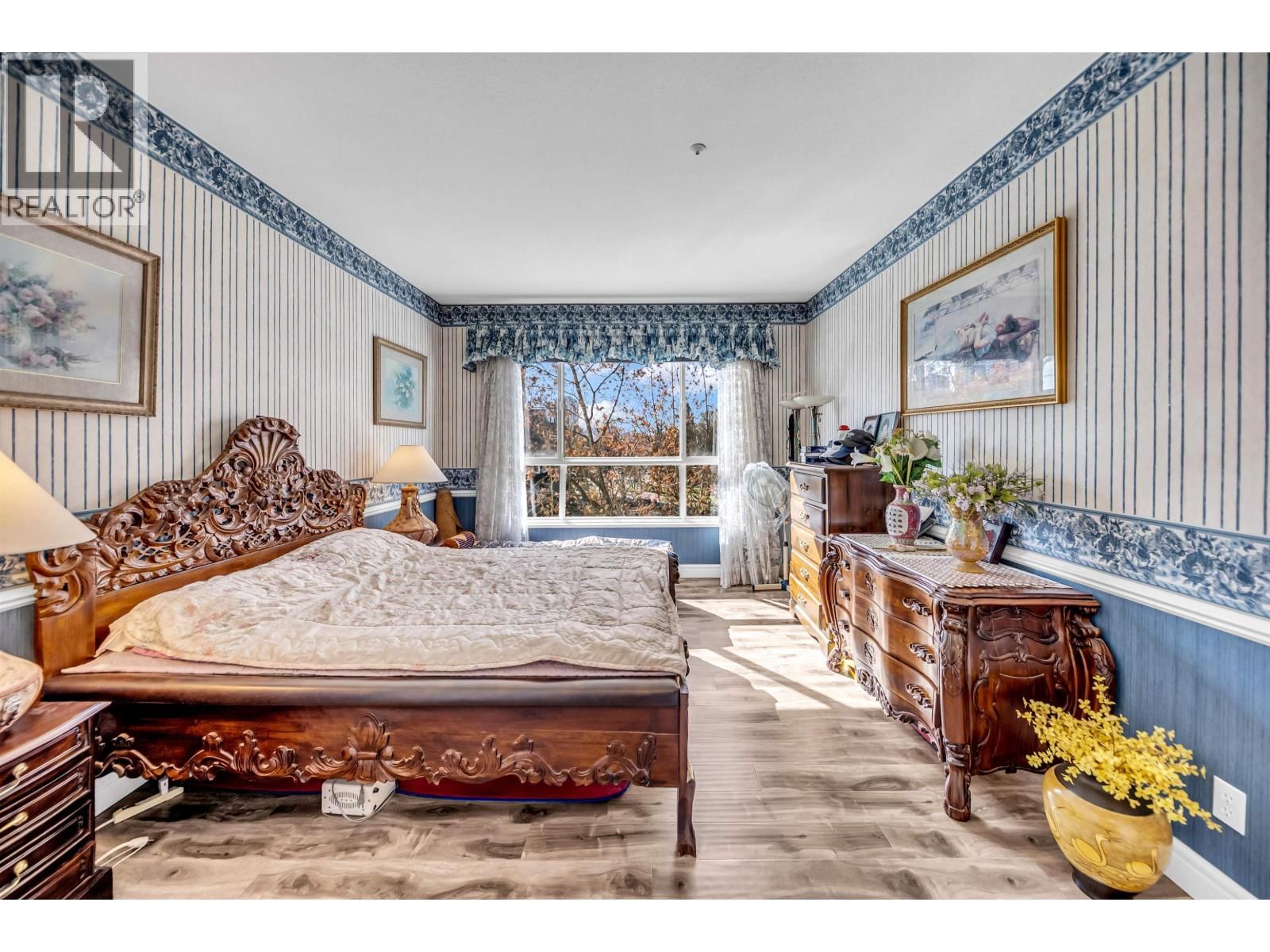 409 - 3098 GUILDFORD WAY Image 10