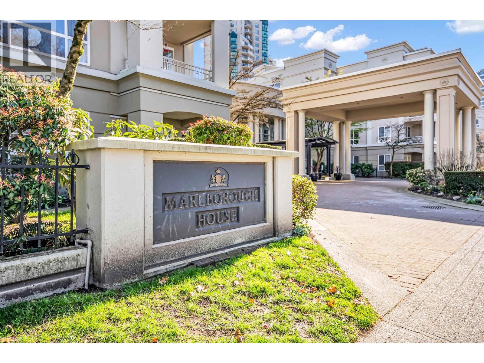 409 - 3098 GUILDFORD WAY Image 3