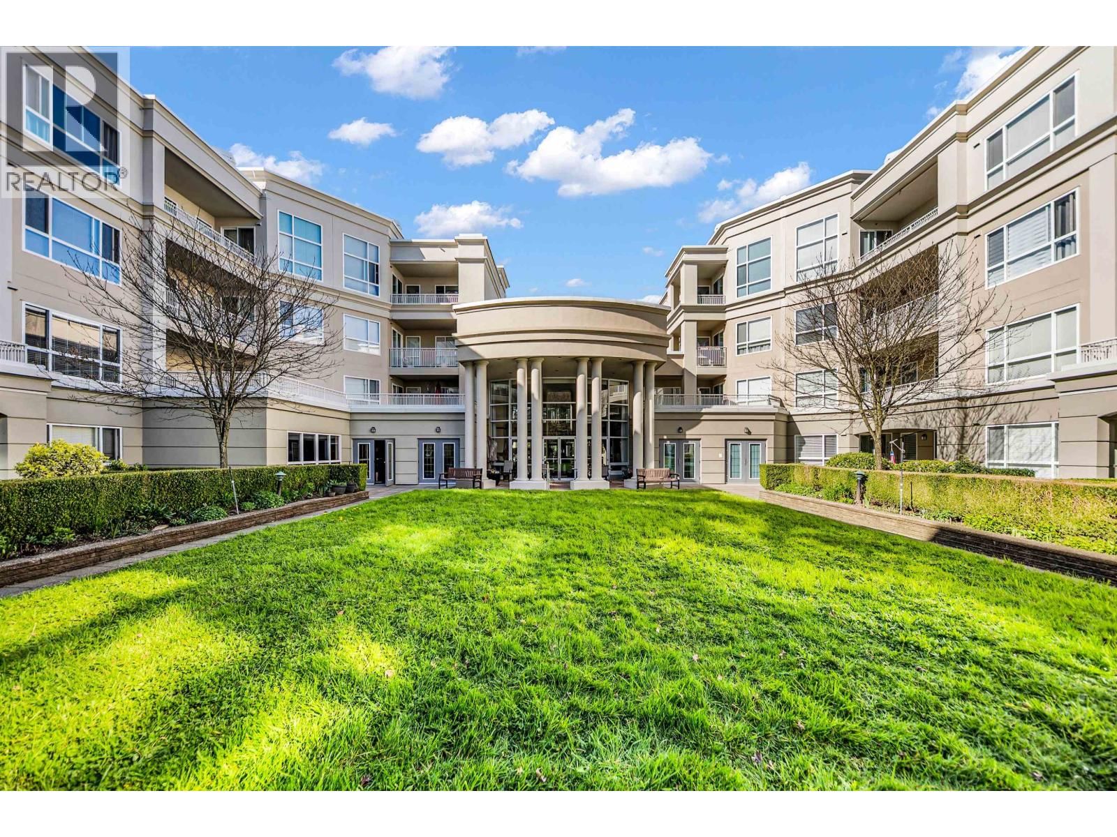 409 - 3098 GUILDFORD WAY Image 30