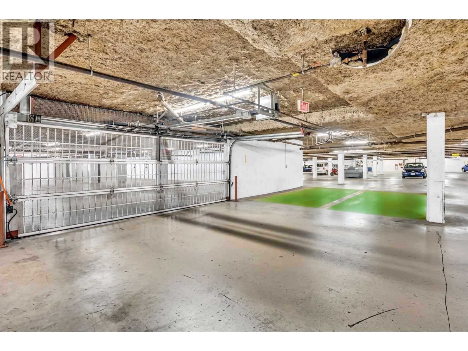 409 - 3098 GUILDFORD WAY Image 35