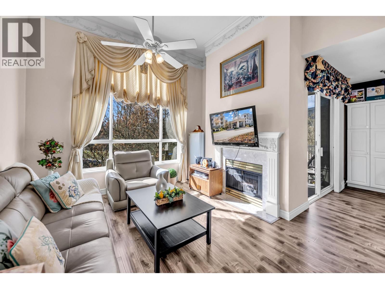 409 - 3098 GUILDFORD WAY Image 7