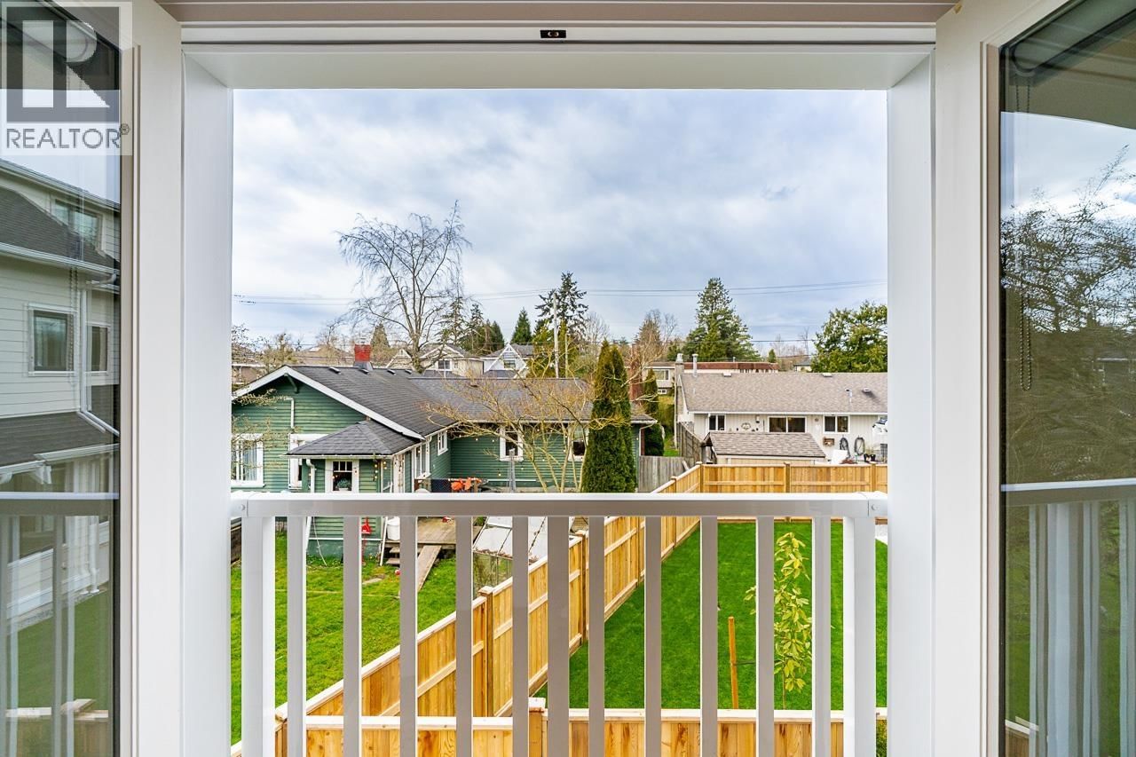 2 - 5411 CRESCENT DRIVE Image 37