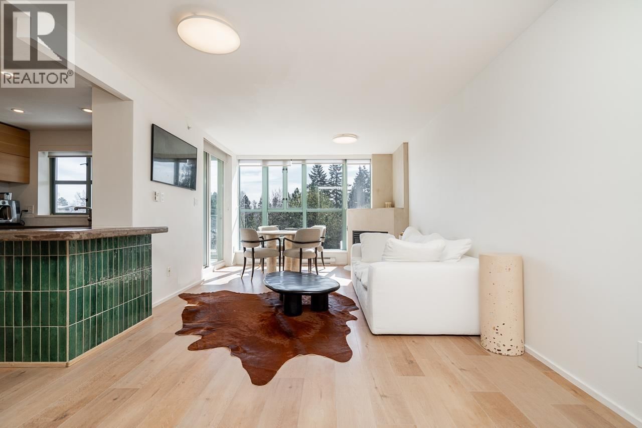 1102 - 200 NEWPORT DRIVE Image 4