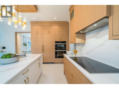 8411 ELSMORE Road | Richmond British Columbia | Slide Image Eleven