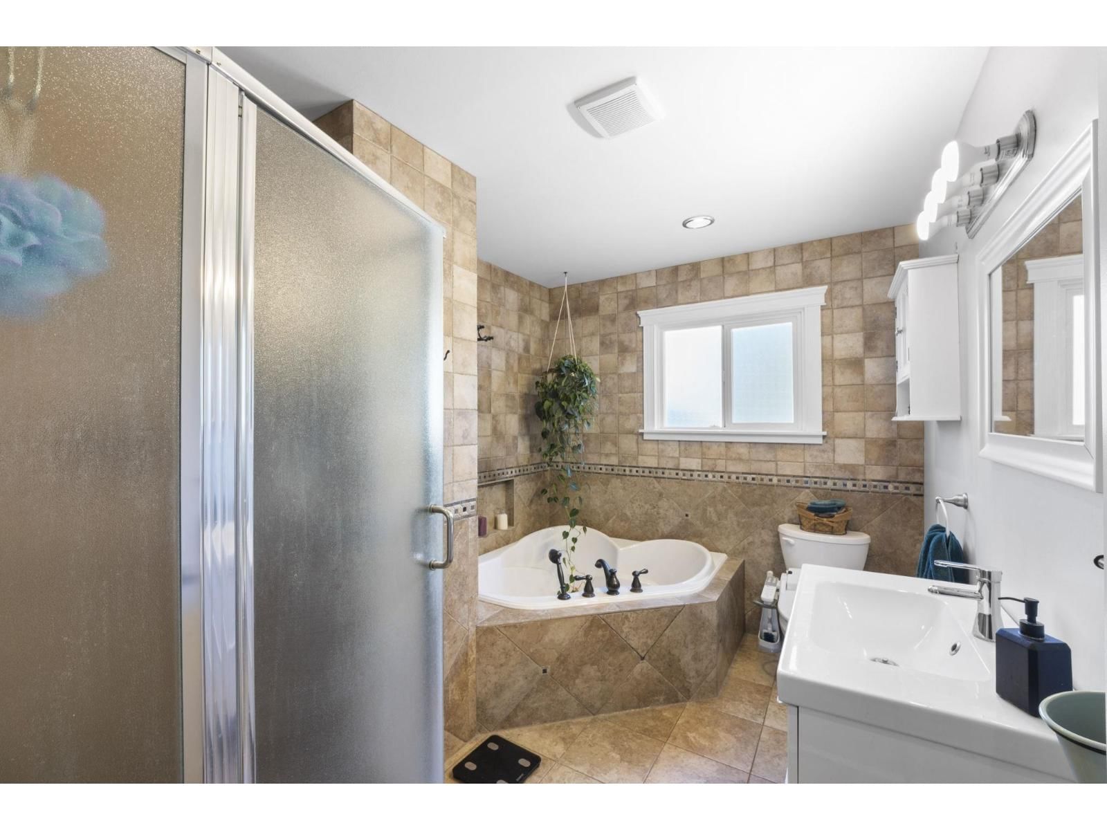 7489 MORROW ROAD Image 26