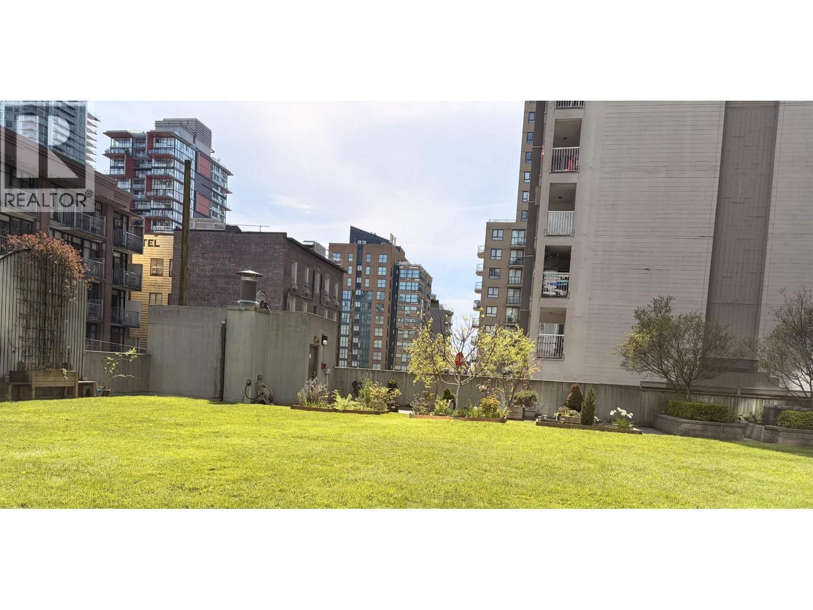 809 - 1212 HOWE STREET Image 24