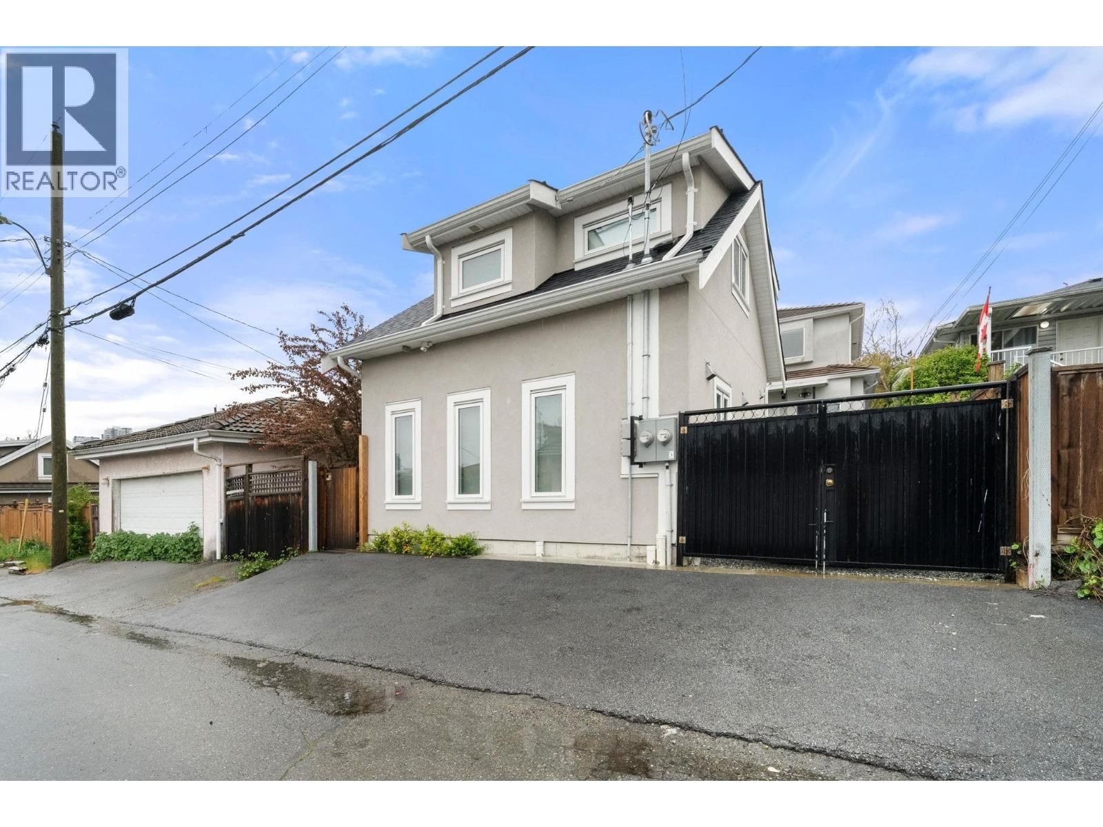 62 61ST AVENUE Image 10