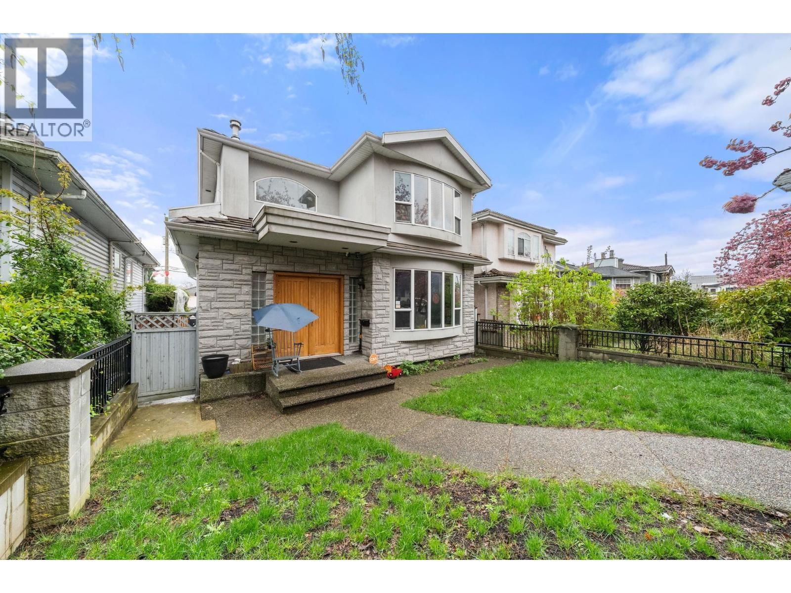 62 61ST AVENUE Image 2