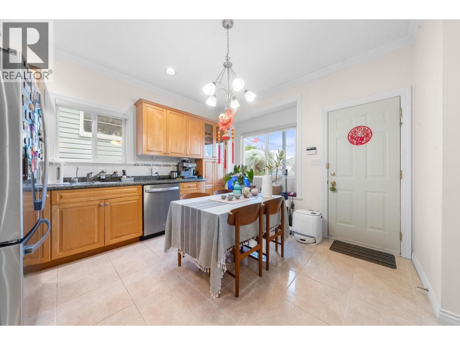 62 61ST AVENUE Image 26