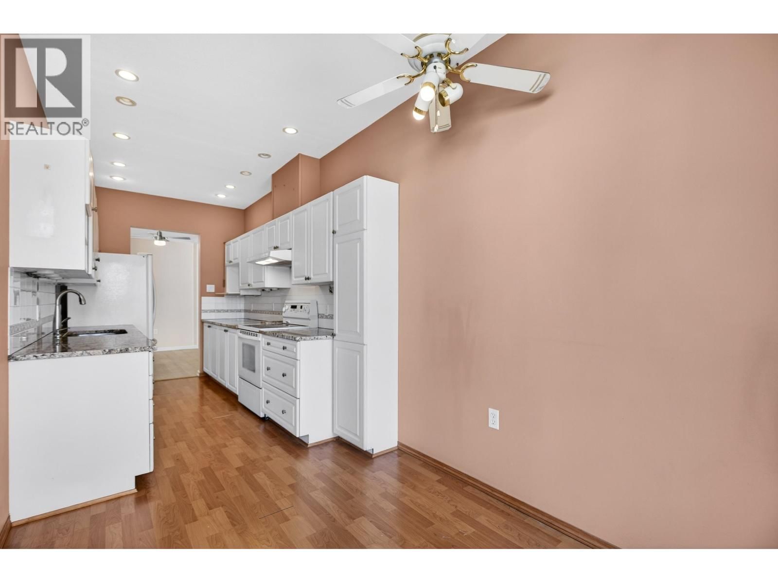 207 - 8775 JONES ROAD Image 12