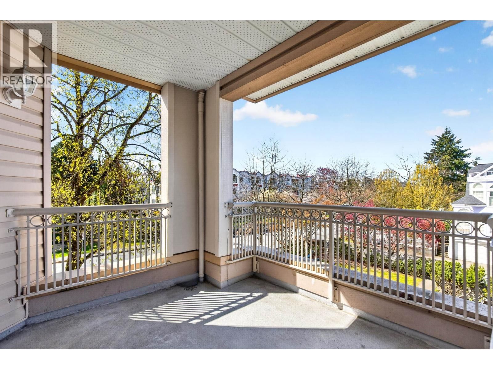 207 - 8775 JONES ROAD Image 28