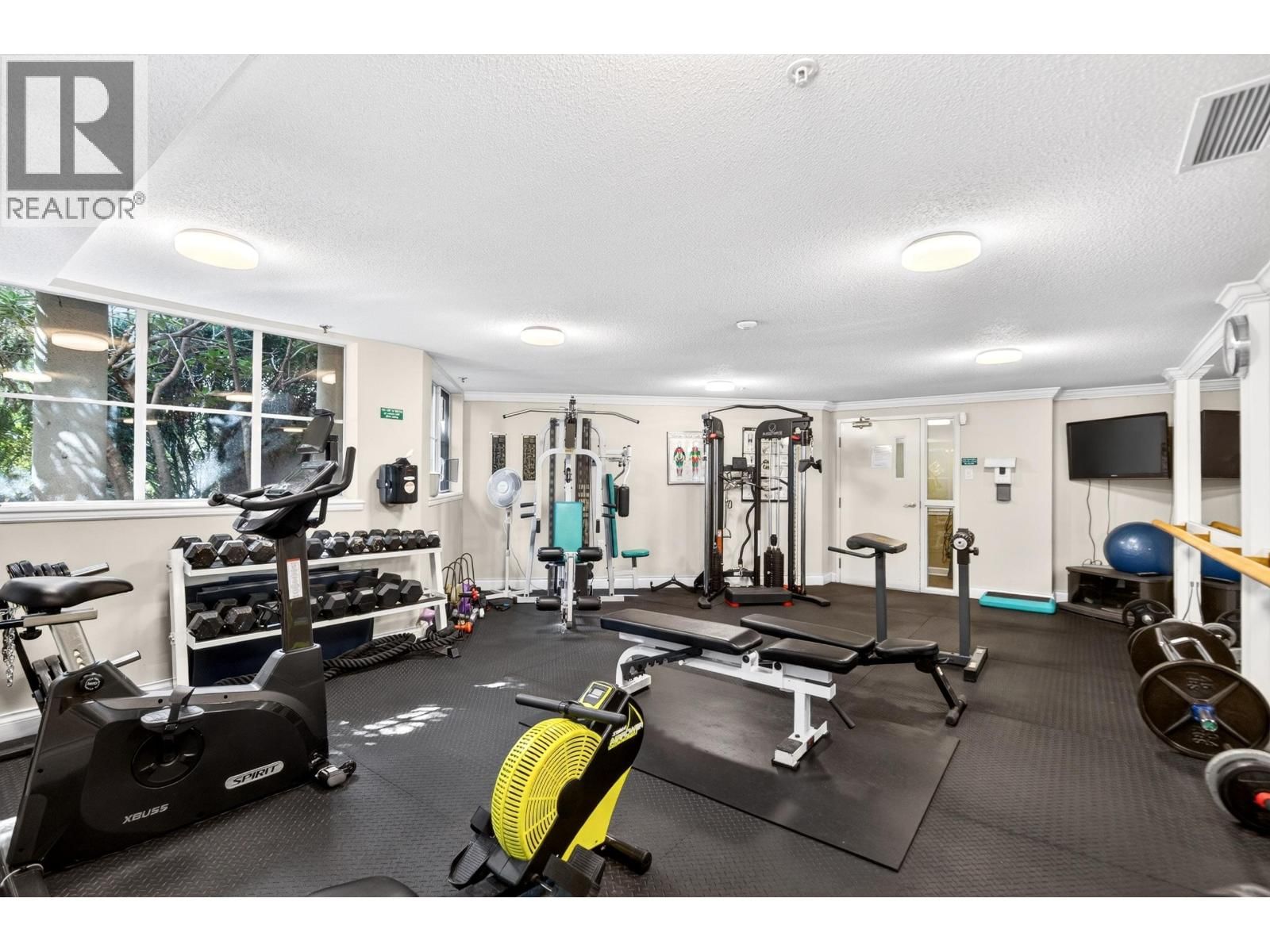 207 - 8775 JONES ROAD Image 31