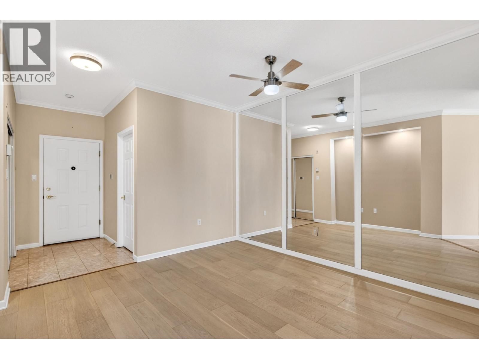 207 - 8775 JONES ROAD Image 4