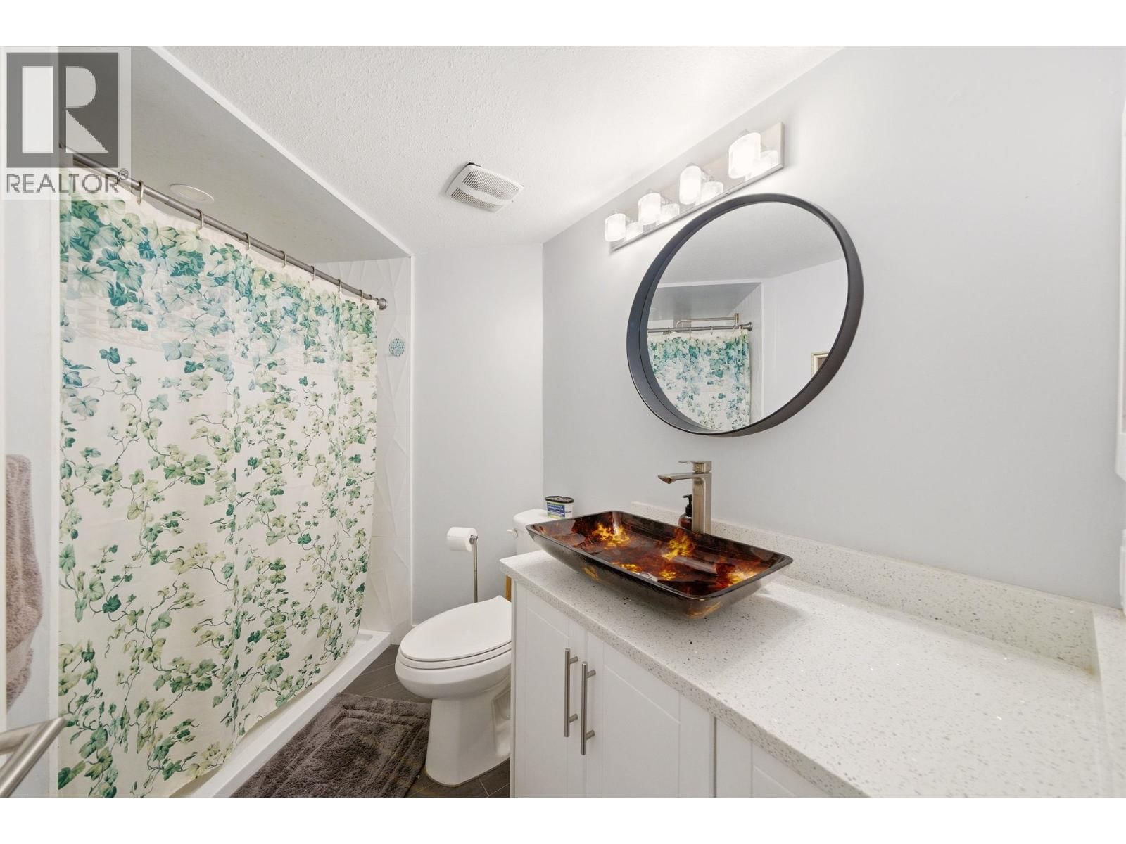 108 - 1150 QUAYSIDE DRIVE Image 15