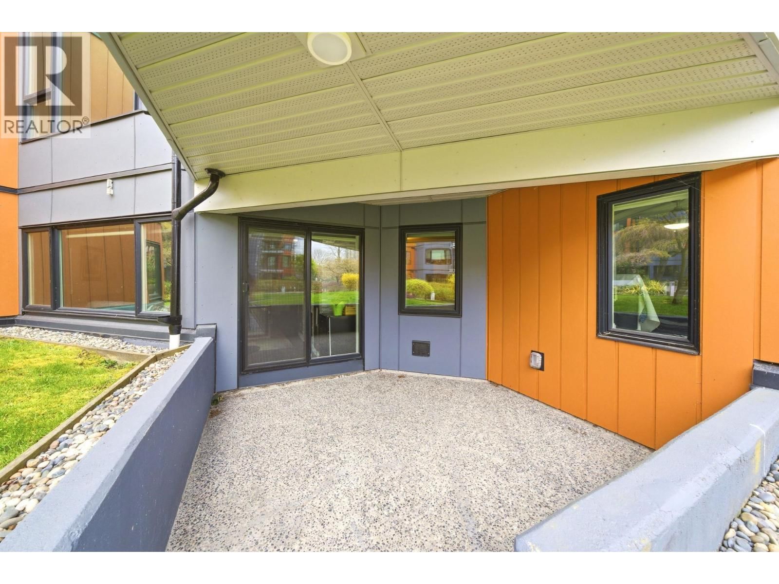 108 - 1150 QUAYSIDE DRIVE Image 24