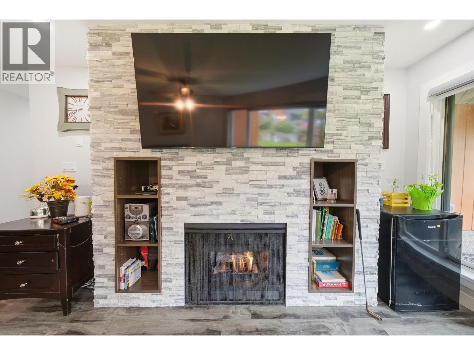 108 - 1150 QUAYSIDE DRIVE Image 36