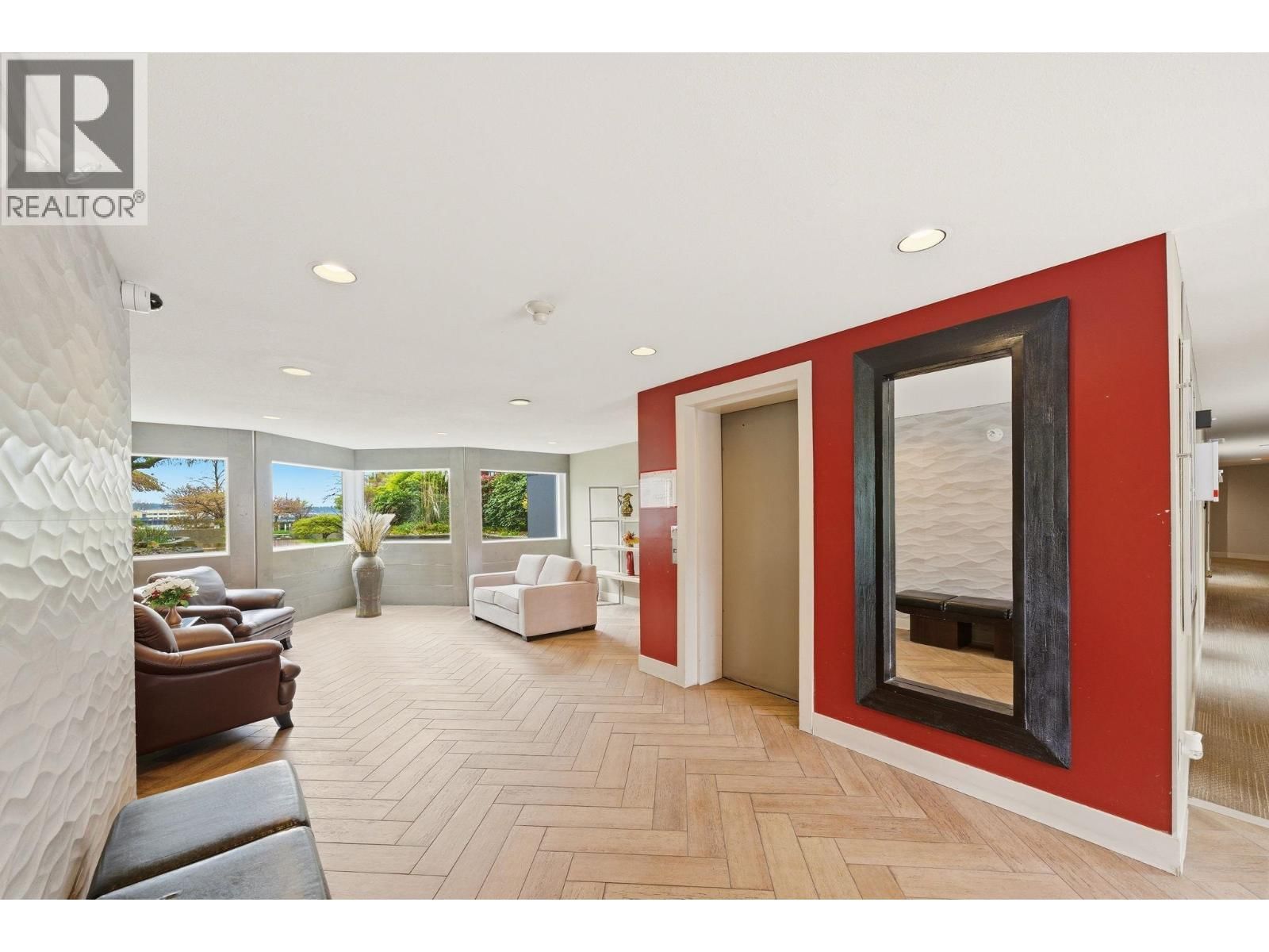 108 - 1150 QUAYSIDE DRIVE Image 38