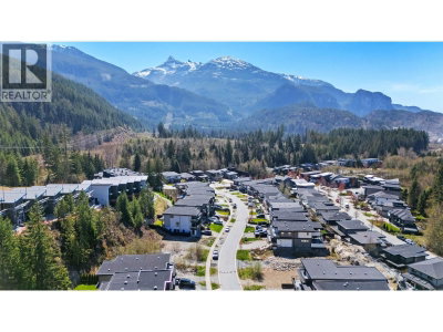3385 MAMQUAM Road | Squamish British Columbia | Slide Image Five