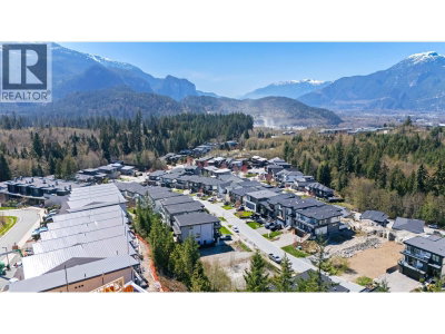 3385 MAMQUAM Road | Squamish British Columbia | Slide Image Six