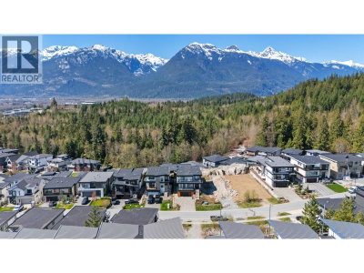3385 MAMQUAM Road | Squamish British Columbia | Slide Image Nine